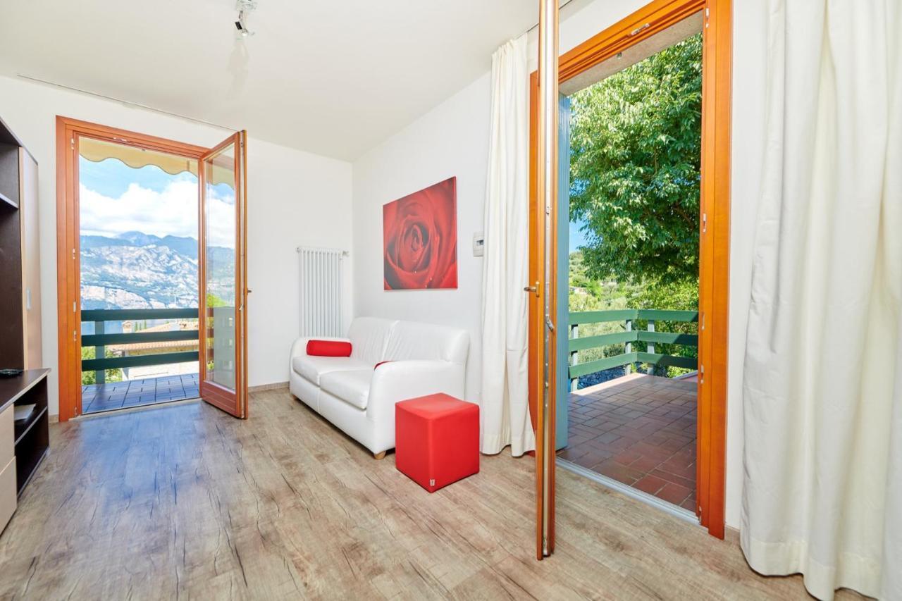 Apartment Claudia Malcesine Exterior photo
